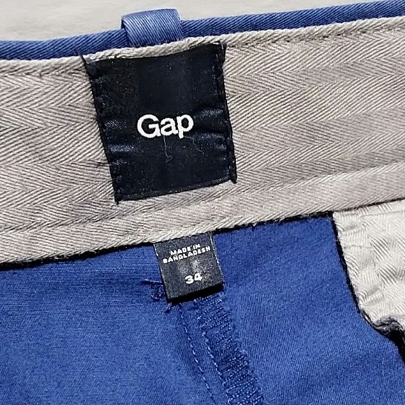 GAP 18" Flat Front Dress Short - Size 34 - Picture 4 of 5